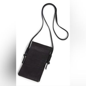 Madewell 💯 genuine leather black small minimalist smartphone crossbody bag